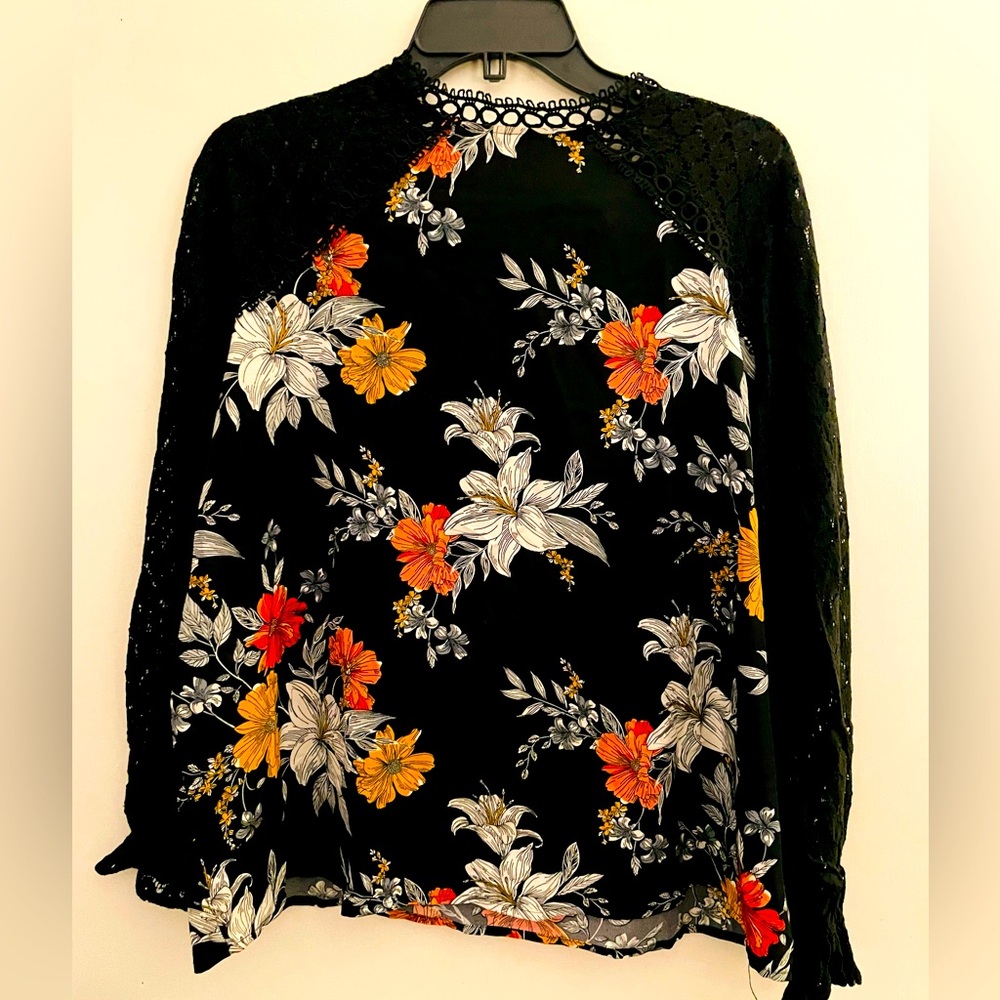 Boohoo lace long sleeve top